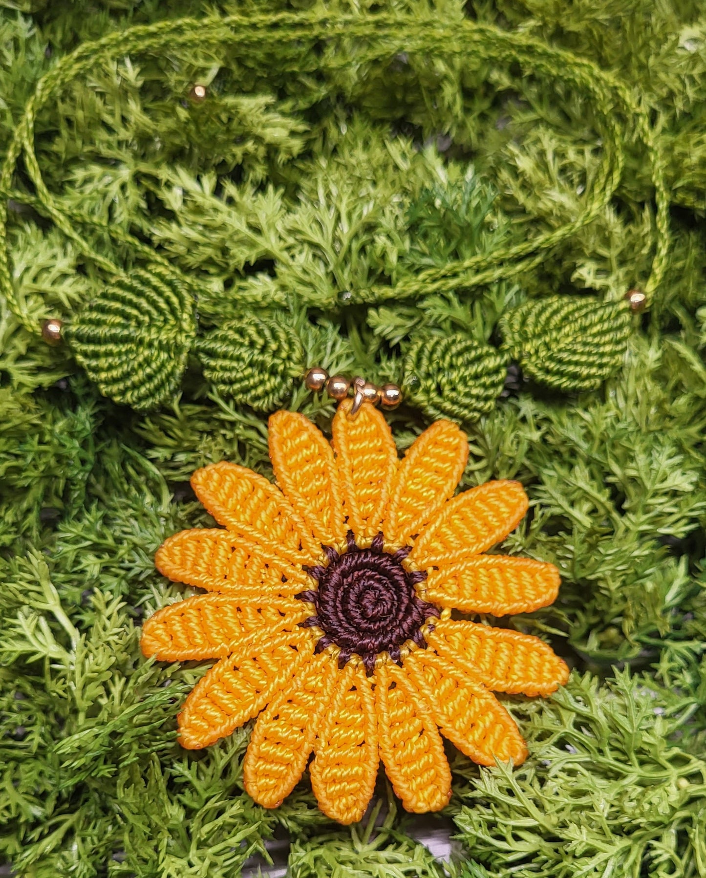 Yellow daisy Neclkace