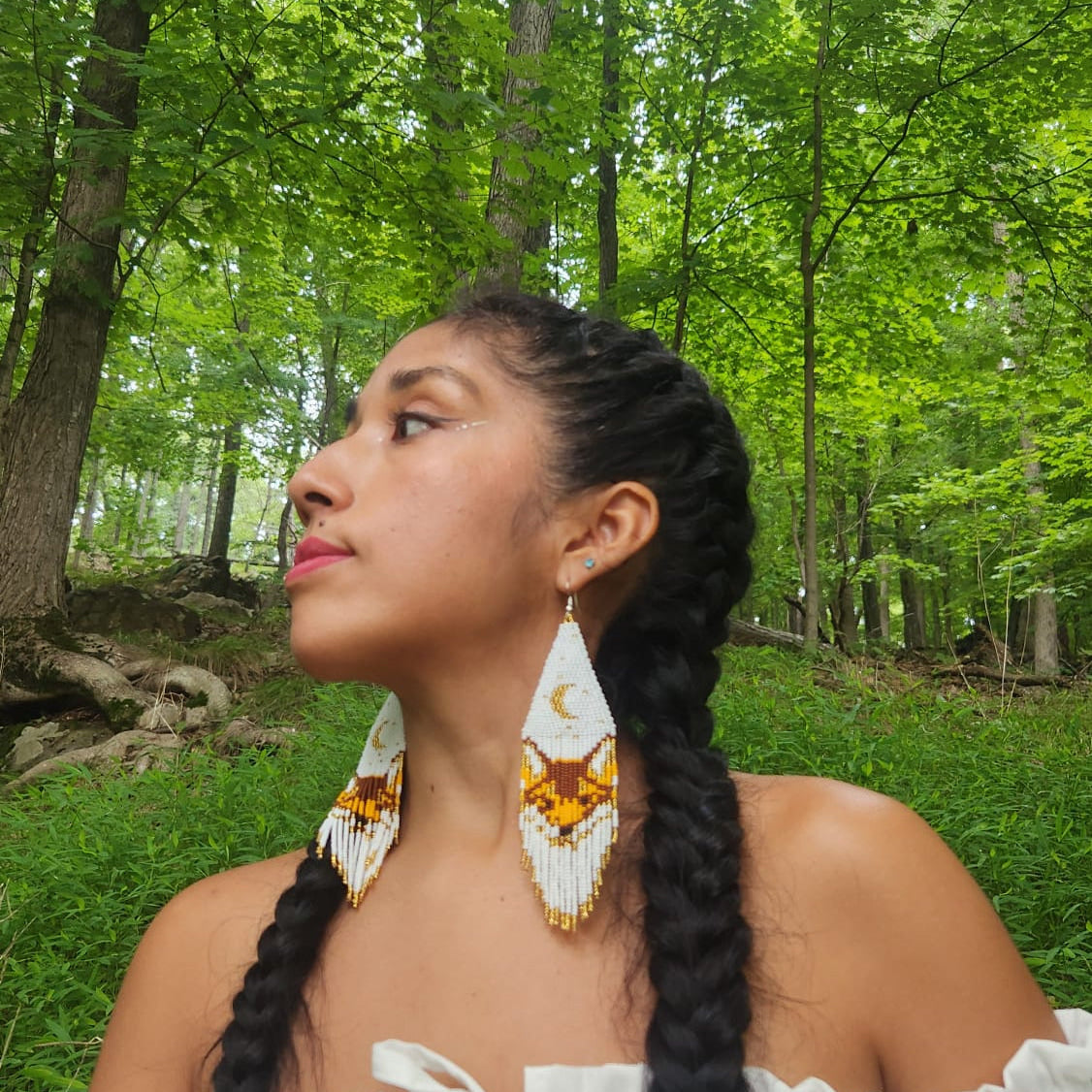 Withe Wolf Earrings