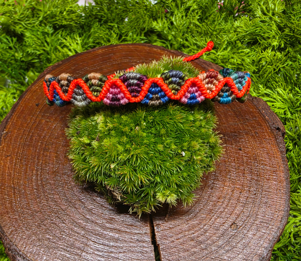 Orange ajustable bracelet