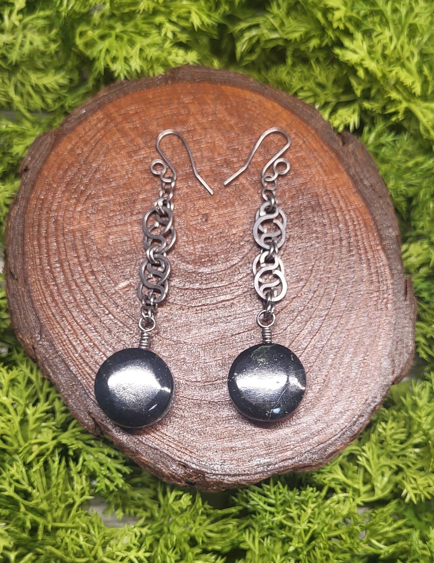Serpentine Round Earrings