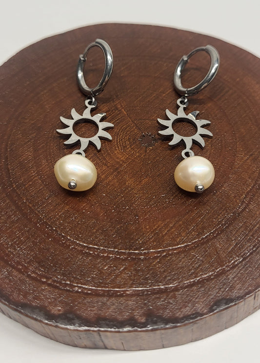 Sun Pearl Earrings